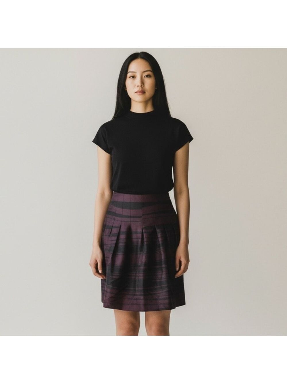 Banana Republic 100% silk pleated panels skirt a-line black burgundy size 2